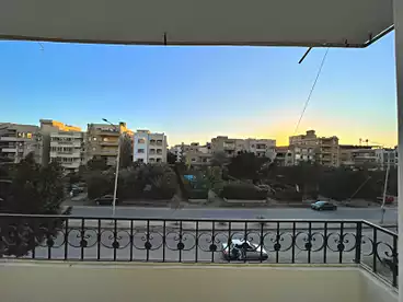 شقق للبيع في المجاورة السابعة، الحي الرابع، 150 متر