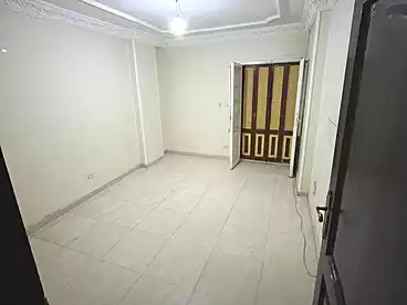 عقارات للإيجار في التحرير، وسط البلد، 150 متر
