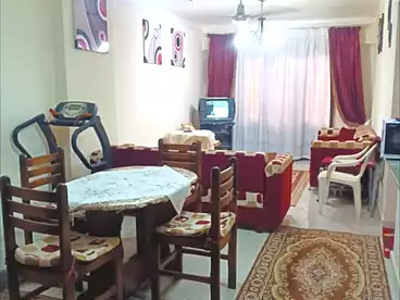 شقق للبيع في شارع الاربعين، بيانكي، 100 متر