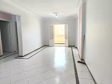 Apartments For sale in Gamal Abd El Nasir St, Sidi Beshr Bahri, 100 sqm