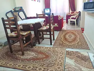 شقق للبيع في شارع الاربعين، بيانكي، 100 متر