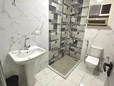 Properties For sale in El-Khashab Canal, Hadayek Helwan, 150 sqm