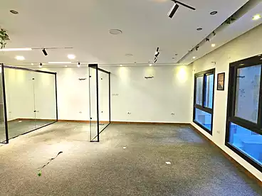 إداري للإيجار في ريحانة بلازا - مرشدي جروب، كمبوند بالمعادي، 200 متر