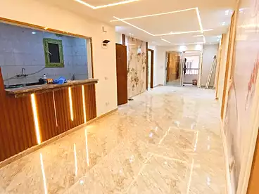 Apartments For sale in El-Gaish Rd St., Miami, 135 sqm