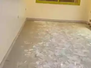 شقق للبيع في شارع المجزر الالي، اللبيني، 150 متر