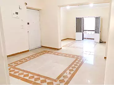 عقارات للإيجار في شارع العشرين، عين شمس الشرقية، 120 متر