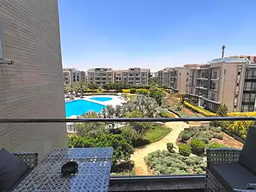 للبيع في كمبوند جاليريا مون فالي - ارابيا، كمبوند بالتجمع الخامس، 204 متر