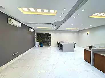 عقارات للإيجار في شارع نبيل الوقاد، أرض الجولف، 250 متر