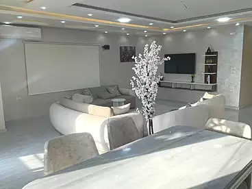 شقق مفروشة للإيجار في شارع شهاب، المهندسين، 180 متر