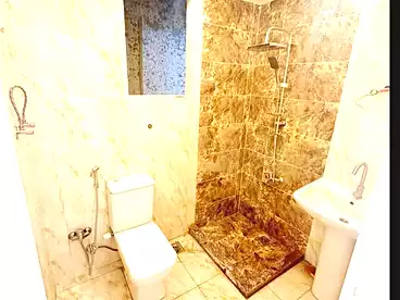 شقق للبيع في شارع خليل حماده، سيدي بشر بحري، 130 متر