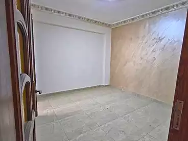 شقق للبيع في شارع الحديد والصلب، الهانوفيل، 100 متر