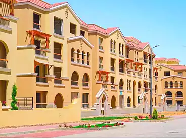 شقة بحديقة للبيع في كمبوند معادى فيو - المعادي للتنمية والتعمير، كمبوند بمدينة الشروق، 122 متر