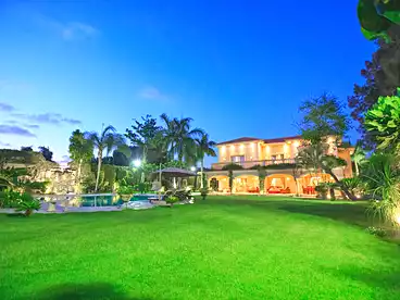Villas For sale in Mohamed Rashid St., King Mariout, 3000 sqm