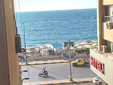شقق مفروشة للبيع في طريق الجيش، العصافرة بحري، 150 متر