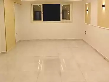 شقق للبيع في شارع العشرين، حدائق حلوان، 140 متر