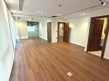 Administrative For rent in Hyde Park Business District, Compounds in New Cairo, 318 sqm