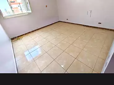 شقق للإيجار في محرم بك، الاسكندرية، 100 متر