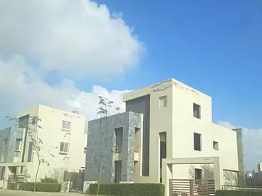 للبيع في كمبوند الكرمة 4 - بدر الدين، كمبوند بالشيخ زايد، 380 متر