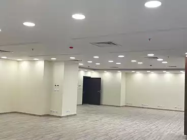 For sale in Northern 90th St., 90th Street, 104 sqm