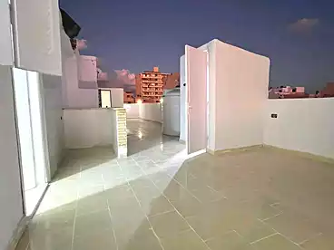 Roof For sale in Shatee El Nakheel, Al Agamy, 120 sqm