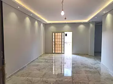شقق للإيجار في اللوتس الجنوبيه، اللوتس، 200 متر