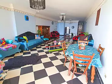 عقارات للبيع في طريق الجيش، السرايا، 214 متر