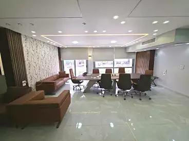 مكاتب للإيجار في كمبوند وان قطاميه - مرشدي جروب، كمبوند بالمعادي، 230 متر