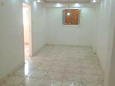 شقق للبيع في البيطاش، العجمي، 120 متر