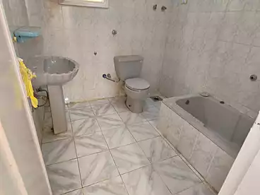 Apartments For sale in Shatee El Nakheel, Al Agamy, 90 sqm