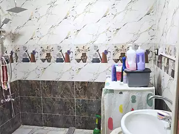 شقق للبيع في شارع الخمسين، النزهة 2، 135 متر