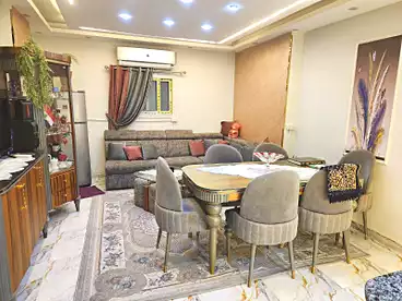 شقق للبيع في شارع الخمسين، النزهة 2، 135 متر