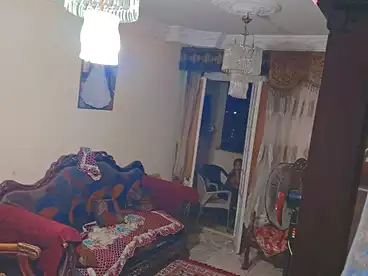 شقق للبيع في شارع ملك حفني، سيدي بشر، 100 متر