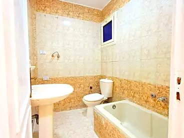 Apartments For sale in Shatee El Nakheel, Al Agamy, 120 sqm