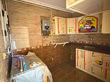 شقق للبيع في شارع أمين خيرت الغندور، ميامي، 100 متر