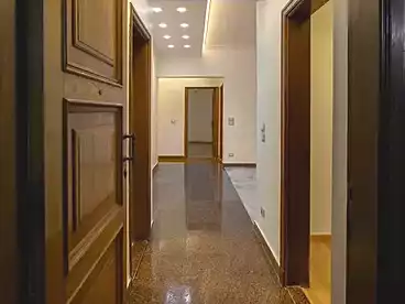 عقارات للبيع في شارع شهاب، المهندسين، 260 متر