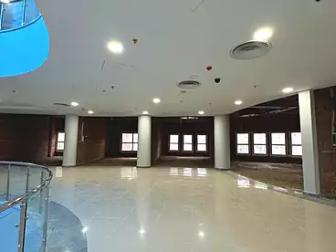 عقارات للإيجار في الحي السادس عشر، الشيخ زايد، 1000 متر