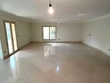 في شارع عباس العقاد، مدينة نصر، 550 متر