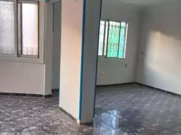عقارات للإيجار في شارع الملك فيصل، المريوطية، 120 متر