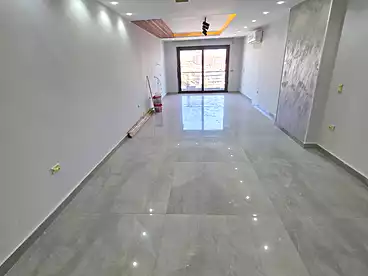 عقارات للإيجار في جراند جيت - مرشدي جروب، كمبوند بالمعادي، 200 متر
