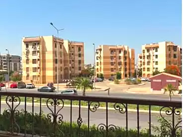 شقق للبيع في شارع الصفا، الحي السابع، 179 متر