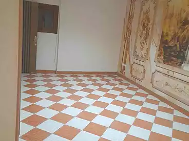 شقق للبيع في اللبيني، فيصل، 180 متر