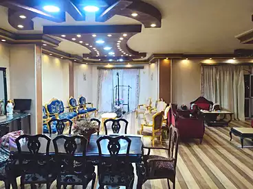 شقق للبيع في شارع كورنيش النيل، حدائق حلوان، 255 متر