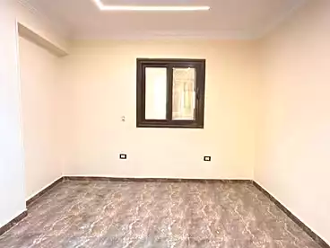 شقق للبيع في اللبيني، فيصل، 150 متر