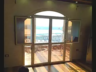 شقق للبيع في شارع كورنيش النيل، حدائق حلوان، 255 متر