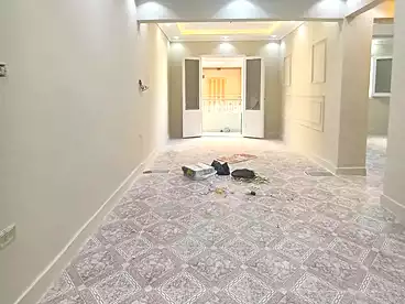 شقق للبيع في شارع الحديد والصلب، الهانوفيل، 100 متر