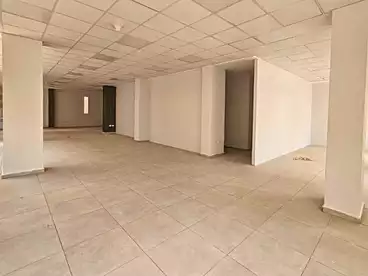 مقر إداري للإيجار في طريق النصر، شيراتون، 940 متر