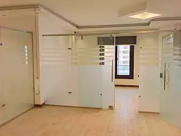 عقارات للإيجار في شارع كارفور الرئيسي، زهراء المعادي، 250 متر