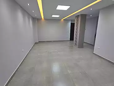 Administrative For rent in Rayhanah Plaza - Morshedy Group, Compounds in Maadi, 110 sqm