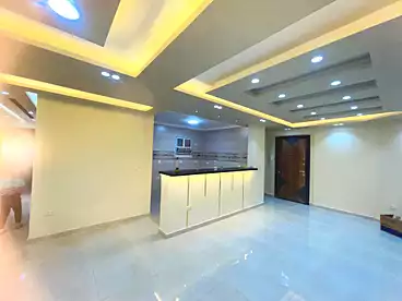 مكاتب للإيجار في شارع ابو داود الظاهري، مدينة نصر، 200 متر