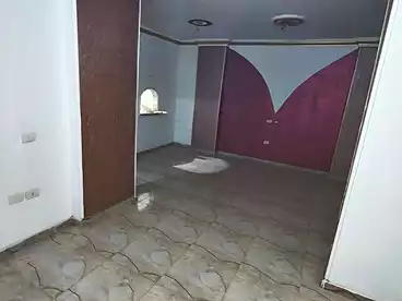 عقارات للإيجار في شارع كورنيش النيل، حدائق حلوان، 135 متر